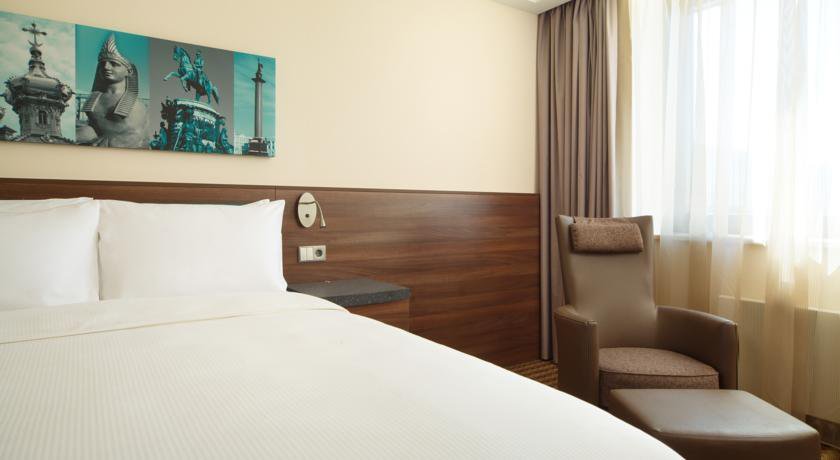 Гостиница Hampton by Hilton Saint-Petersburg ExpoForum Санкт-Петербург