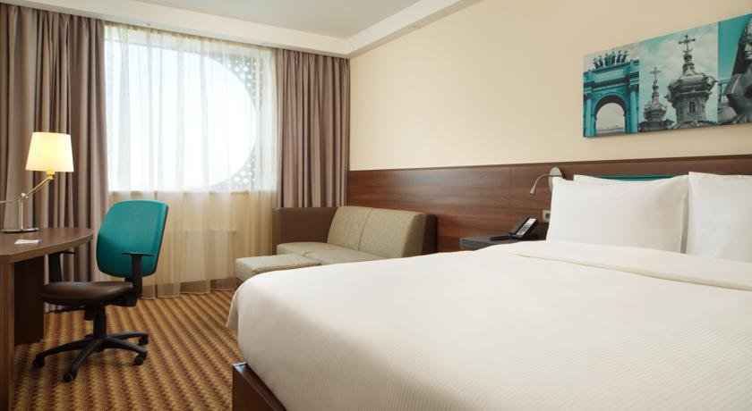 Гостиница Hampton by Hilton Saint-Petersburg ExpoForum Санкт-Петербург